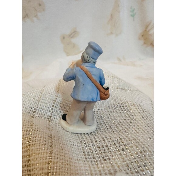 Lefton Frank Pendergast Postman Colonial Village Figurine 90's - Picture 4 of 8